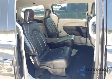 2021 Chrysler Voyager Lxi из США, поврежденный, VIN 2C4RC1DG8MR504559